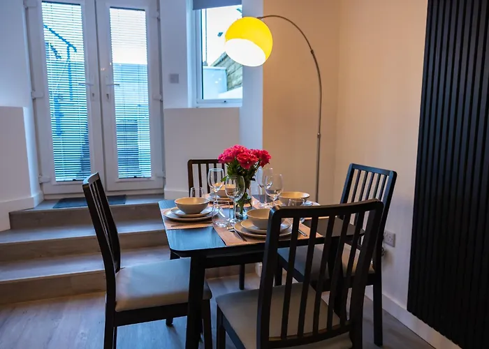 Sunbeam House 1 Morecambe Pet Friendly